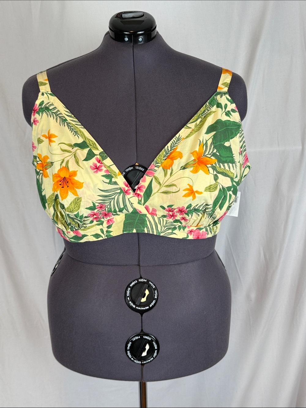 Women's Old Navy Cropped Tank Top Tropical Print Size 3X NWT 100% Cotton